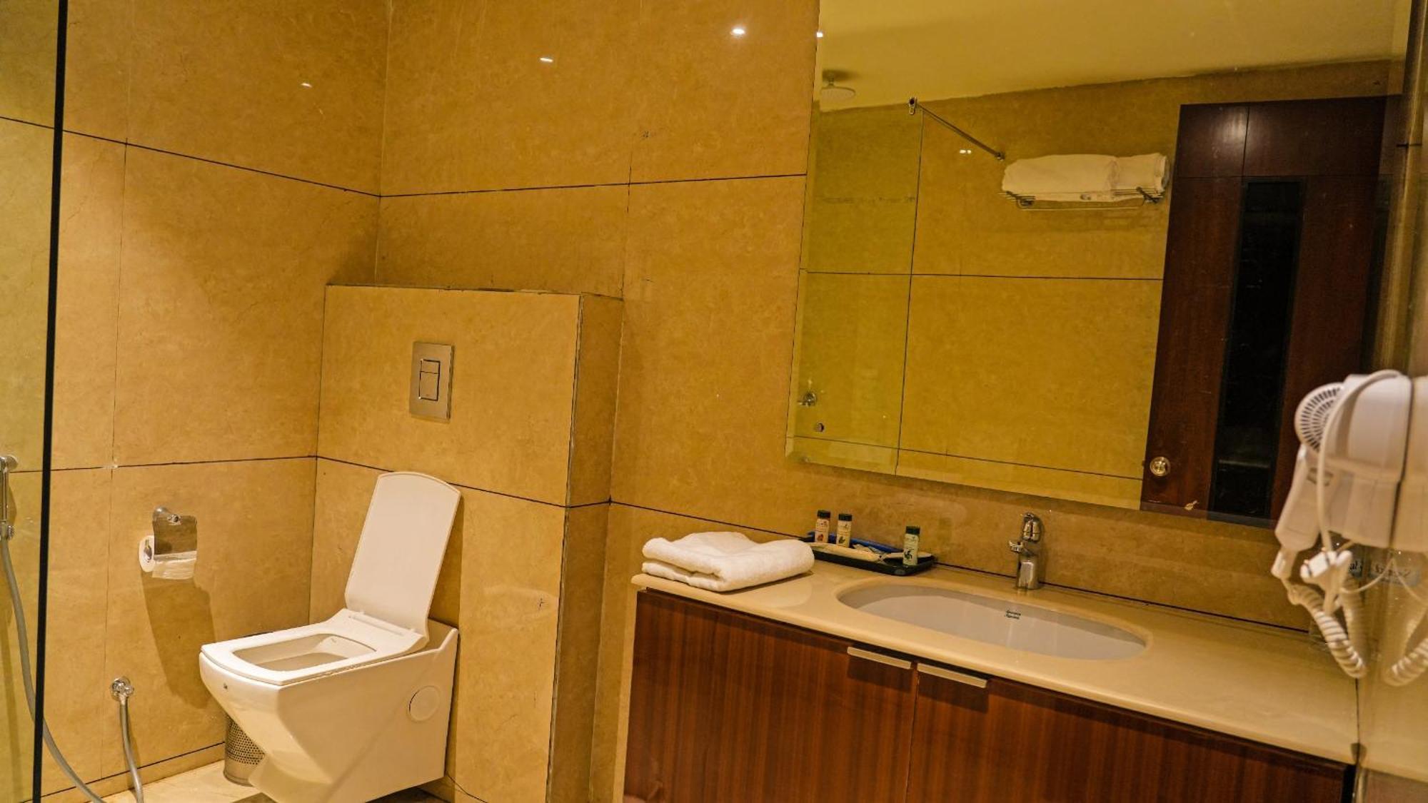 Ayodhya Haat Luxury Cottages מראה חיצוני תמונה